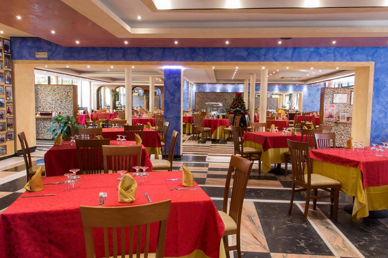Le Arcate Hotel Praia a Mare Luaran gambar